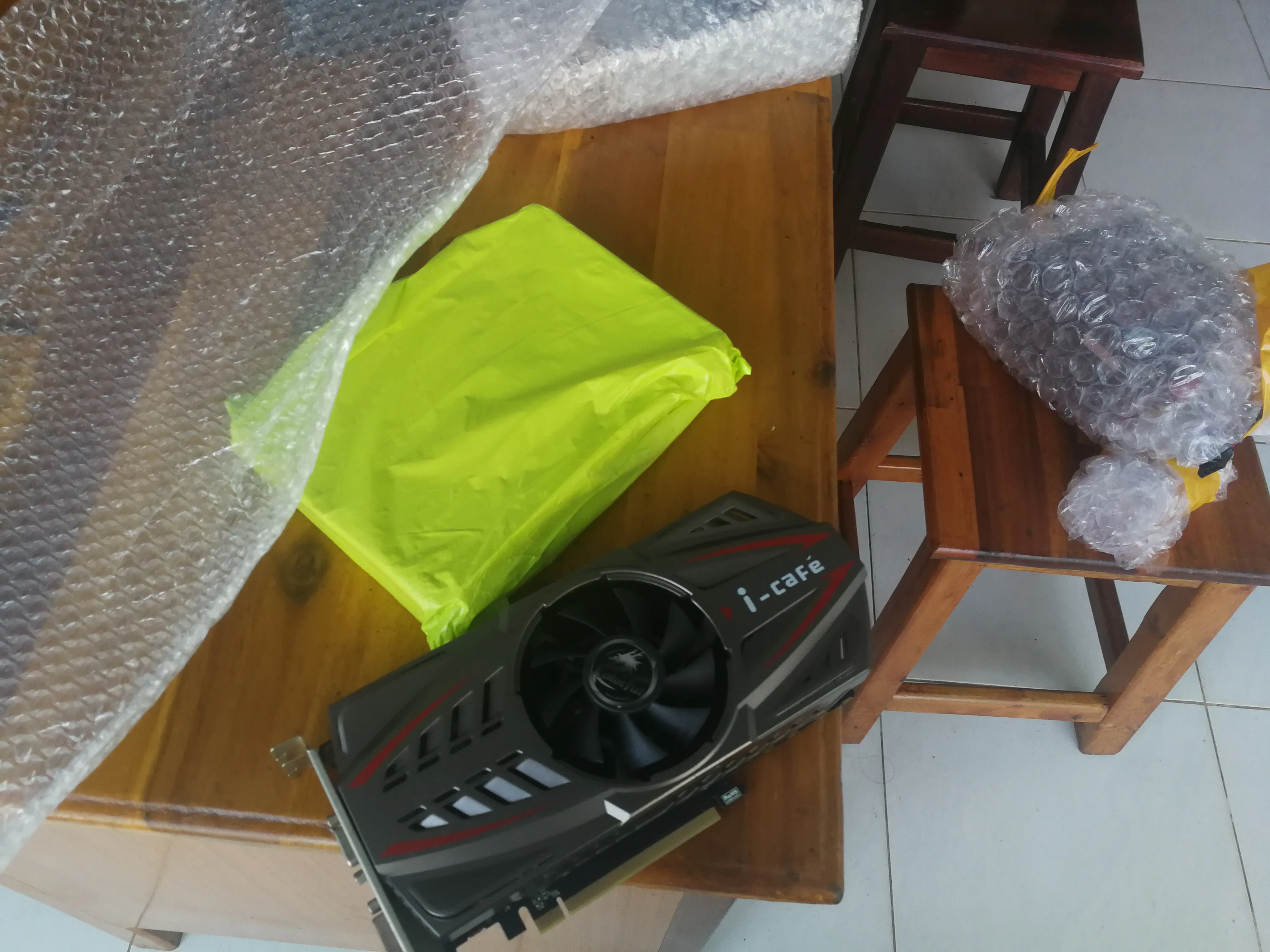 铭瑄GTX750显卡正面